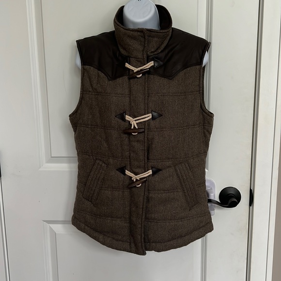 Super fun vest size Large - Picture 1 of 5